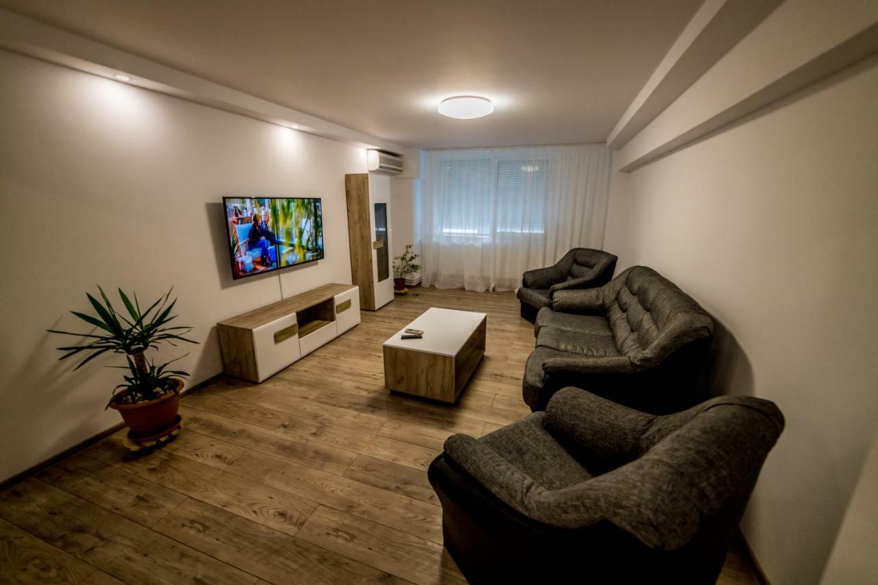 Apartament Sorina Maria Apartment Deva Exterior photo